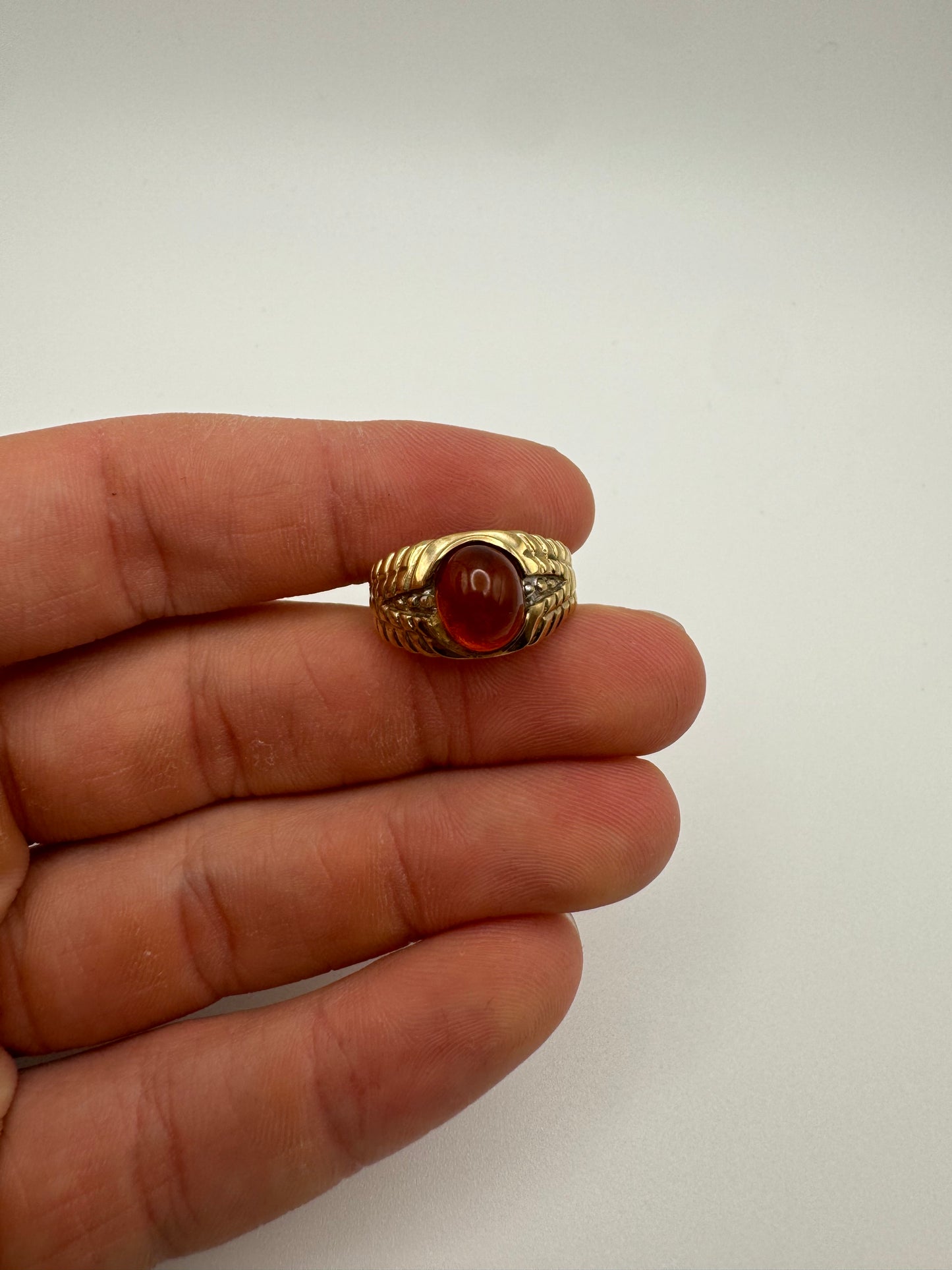 10k Yellow Gold w/ Carnelian Ring Size 9
